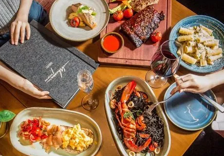 直击现场：疫情、地震中的成都餐饮市场