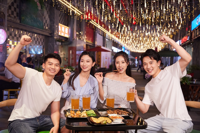 奶茶、烧烤、小龙虾被消费券承包！又一波餐饮补贴来了(图1)