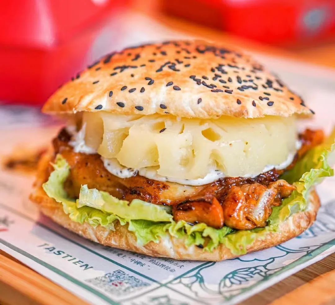 把老外的汉堡“中国化”，有品牌2年开店超2000家！(图10)