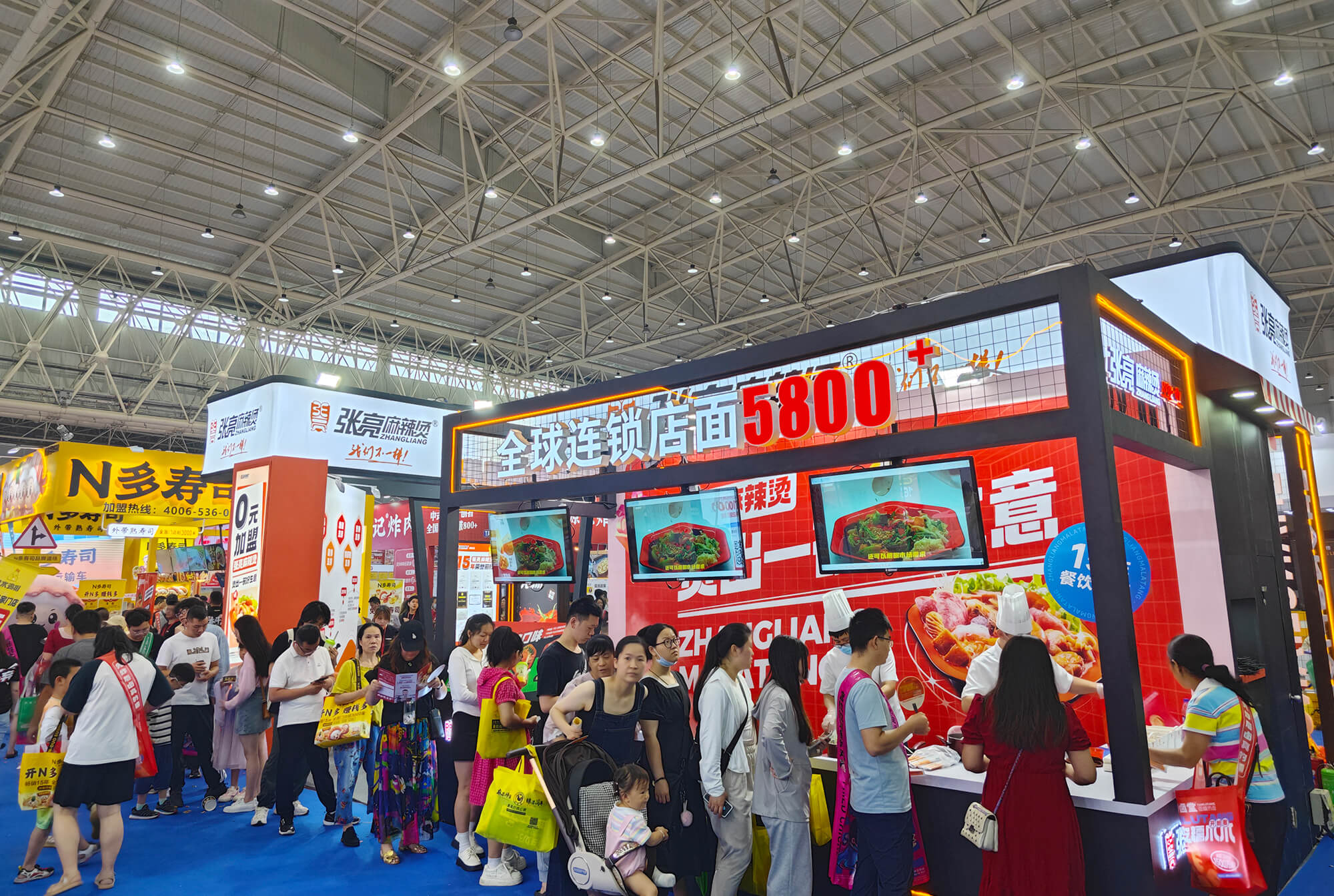 众投盟国际连锁加盟展现场盛况(图11)